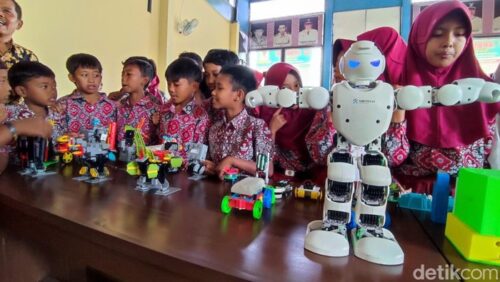 merakit robot sederhana pelajar sd ciamis